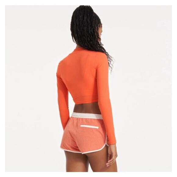 VUORI Dune Crop Swim Top Size XS Grapefruit Orange NEW Long Sleeve Rash Guard - Picture 8 of 10